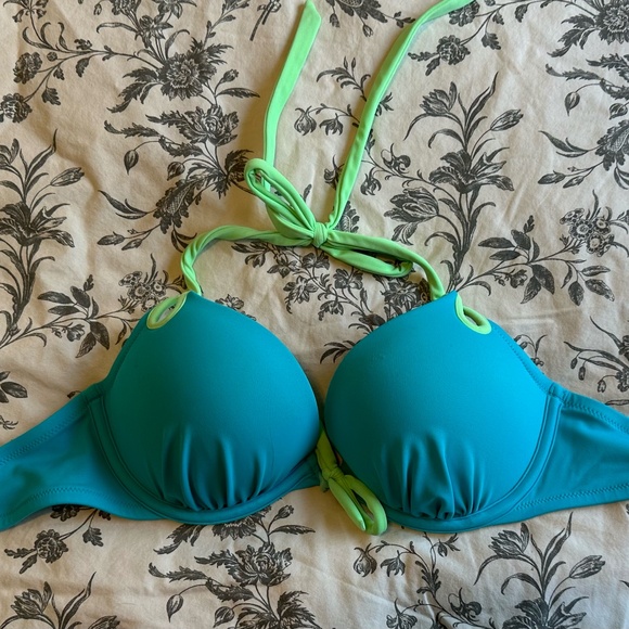 Victoria's Secret Bombshell Push-up Bikini Top - 34B - Picture 1 of 3